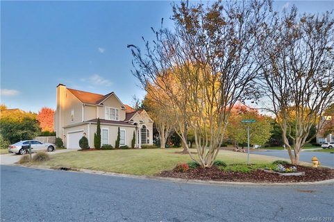 Previously sold for $265,900