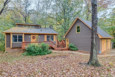 1059 Peachtree Lane