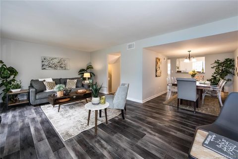 3649 Maple Glen Lane