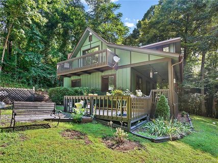 111 Beech Valley Estate sold home in Beech Valley Estates, Weaverville, NC