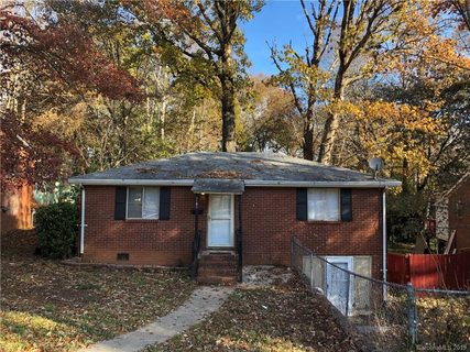 2135 Finchley Drive sold home in Shamrock, Charlotte, NC