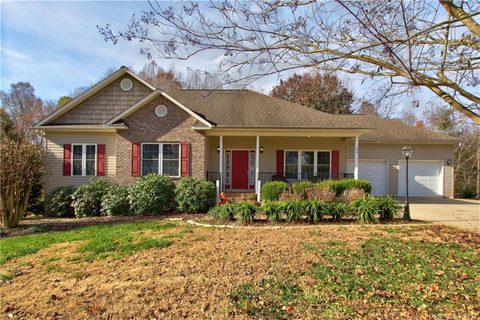 152 Foy Lane sold home in North Crossing, Statesville, NC