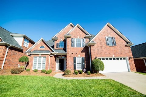 2514 Firethorn Court