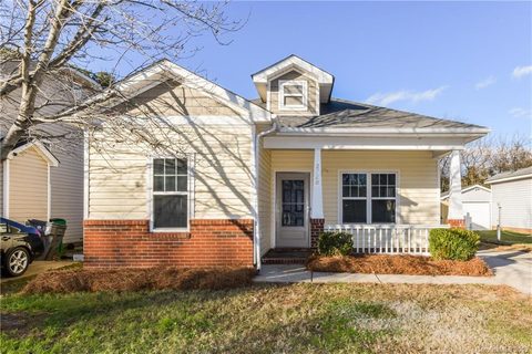 2728 Wingate Avenue sold home in Mayfair, Charlotte, NC
