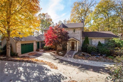 Previously sold for $520,600