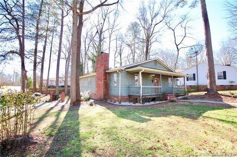 112 Winecoff Avenue
