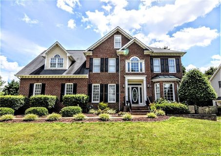 Previously sold for $398,000
