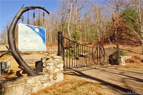 580 Sahalee Trail sold lot in Blue Moon on Pinnacle Peak, Hendersonville, NC