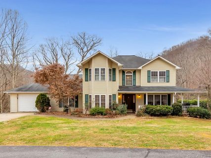 247 Lenwood Drive sold home in Forest Park, Waynesville, NC