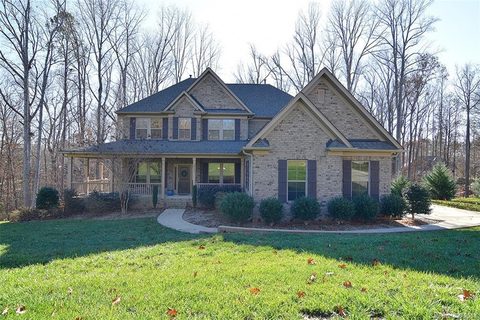 8217 Curico Lane sold home in Irongate, Charlotte, NC