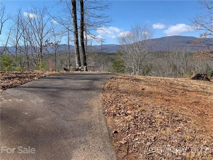 999 Mountain Parkway 34