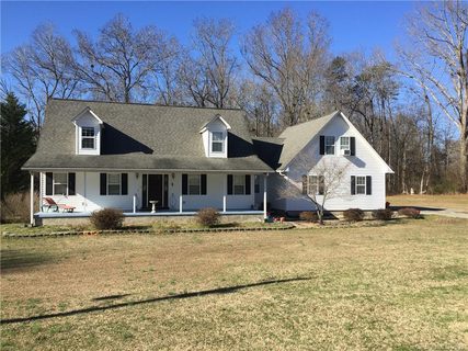 2037 Valley View Lane sold home in North Hills, Lincolnton, NC