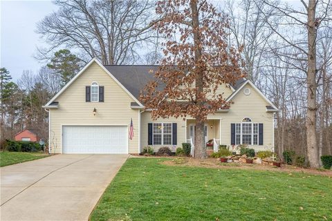 1407 Angela Court