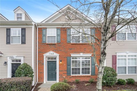 7368 Laurel Valley Road sold townhome in Laurel Valley, Charlotte, NC
