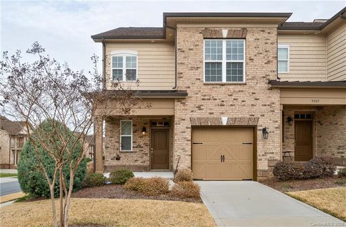 9585 Camberley Avenue 853