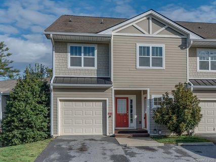 94 Foxden Drive 201