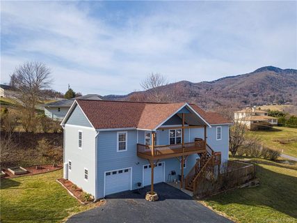 446 Orchard Drive