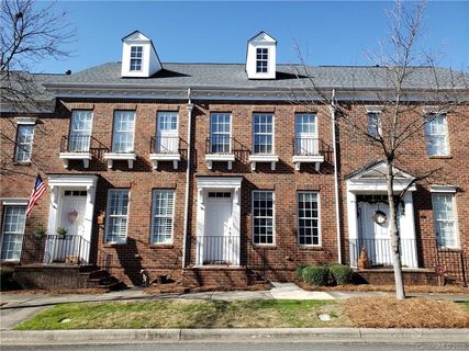 623 Old Meeting Way sold townhome in Davidson Gateway Townhomes, Davidson, NC