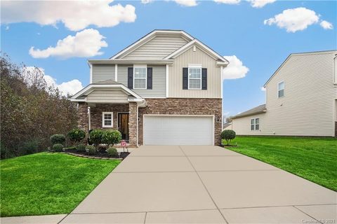 8426 Romana Red Lane