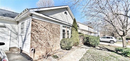 4917 Harri Ann Drive sold home in Hunters Creek, Charlotte, NC