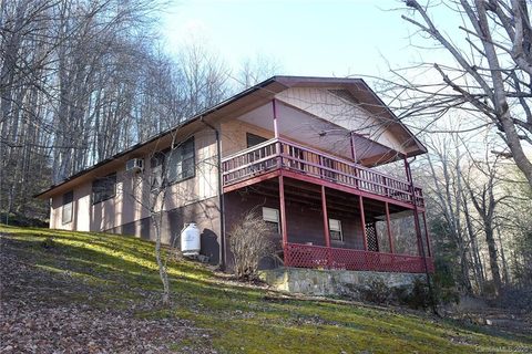 66 Duncan Road sold home in Sugar Cove Estates, Waynesville, NC