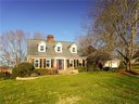 56 35th Avenue sold home in Hickory, SC