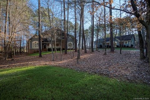 120 Doolittle Lane