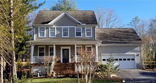 305 Woodview Court