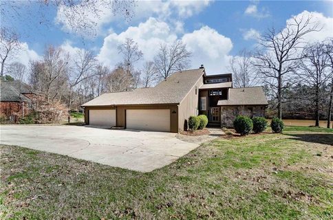 Previously sold for $665,000