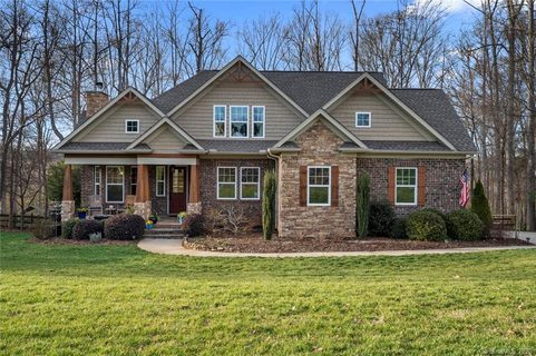240 Highland Forest Drive