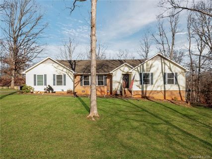 955 Leaping Brook Road sold home in Lincoln Forest, Lincolnton, NC