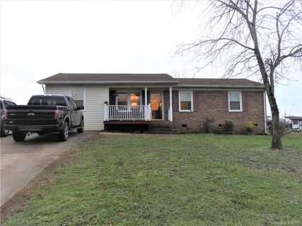 312 Southglenn Drive sold home in Southglenn, Shelby, NC