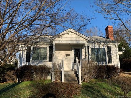 635 Salisbury Road