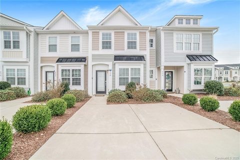 228 Halton Crossing Drive sold townhome in Settlers Landing, Concord, NC