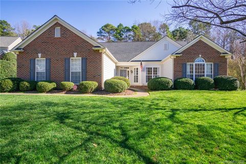 10813 Kenderly Court sold home in Wynridge Estates, Charlotte, NC