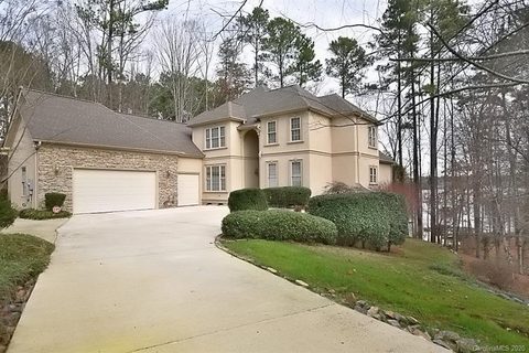 825 River Stone Court sold home in Mariners Bluff, York, SC