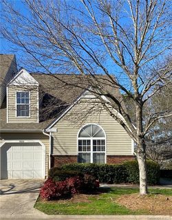 8210 Southgate Commons Drive 705 sold home in Southgate, Charlotte, NC