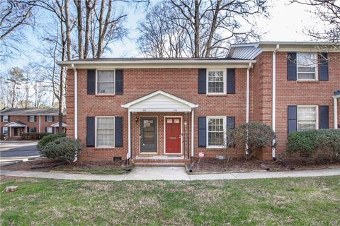 914 Hollywood Street sold condo in Walker Woods, Charlotte, NC