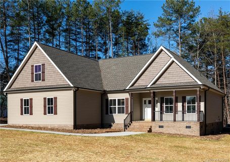 1984 Davis Circle sold home in Jeff Davis, Clover, SC