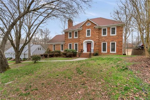 8317 Peyton Randolph Drive sold home in Williamsburg Raintree, Charlotte, NC
