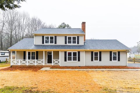 11331 Quarterhorse Court sold home in Steeplechase, Charlotte, NC
