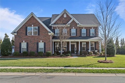 5025 Dockside Court sold home in Lake Forest Preserve, Weddington, NC