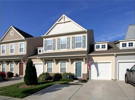 4818 Tradd Circle