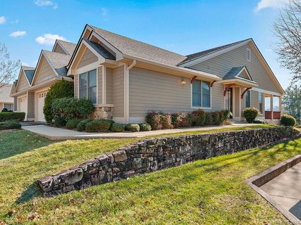 15 Augusta Circle 28 sold townhome in Masters Pointe, Waynesville, NC