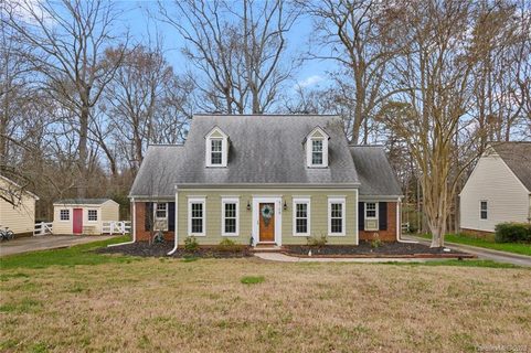 8708 Gruenewald Lane