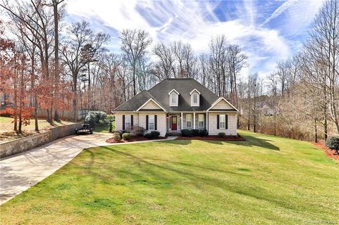 2016 East Providence Drive sold home in East Providence Estates, Charlotte, NC