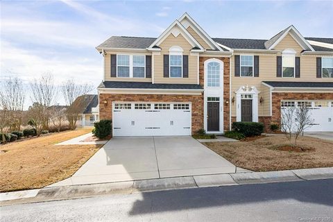 205 Chartwell Lane