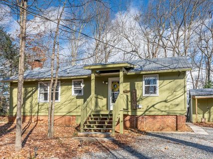695 Glen Echo Circle