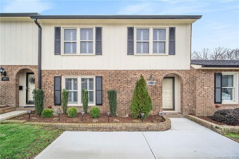 495 Camrose Circle