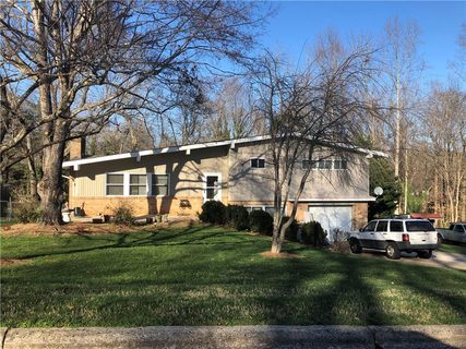 328 K Street sold home in Brady Acres, Newton, NC